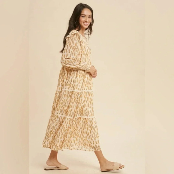 NWT Shop Stevie Long Sleeve Tiered Flowy Maxi Dress - Picture 4 of 9